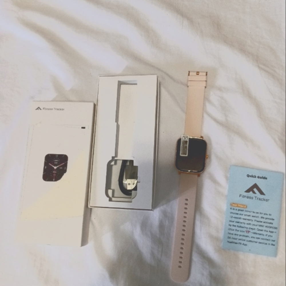 Fitness tracker smart watch